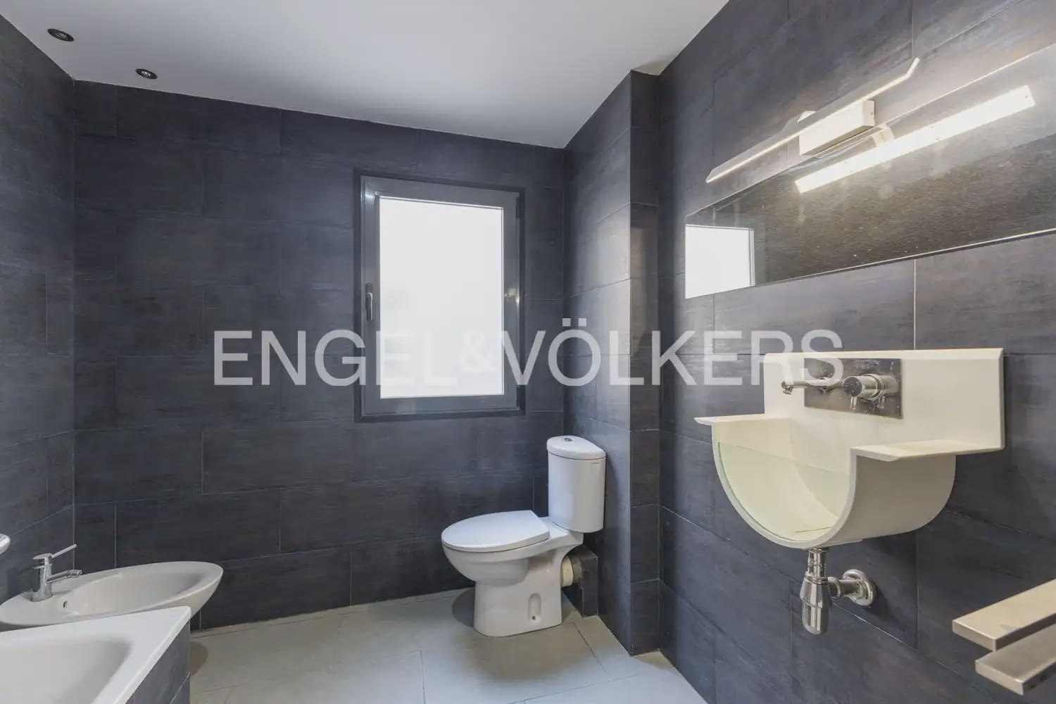 4 soverom Leilighet til leie i Valencia by med garasje - € 2 600 (Ref: 10182175)