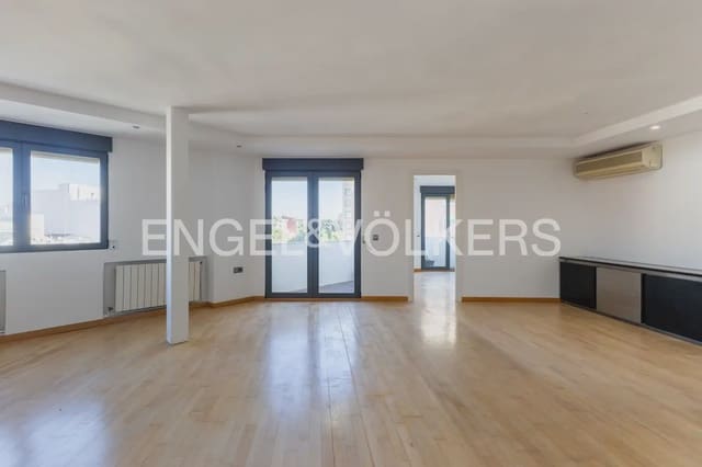4 soverom Leilighet til leie i El Pla del Remei, Valencia by med garasje - € 2 600 (Ref: 10182175)