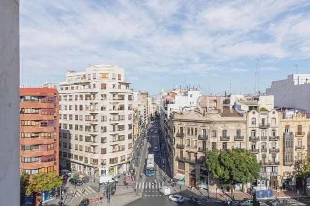 4 soverom Leilighet til leie i El Pla del Remei, Valencia by med garasje - € 2 600 (Ref: 10182175)