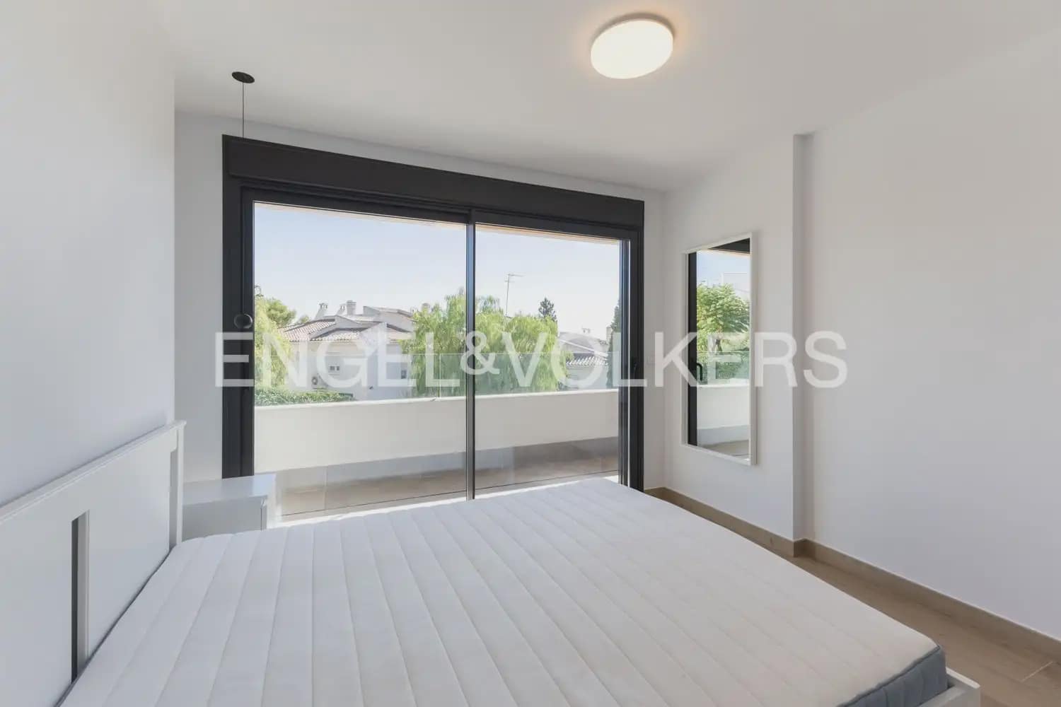 2 quarto Apartamento para arrendar em Sagunto / Sagunt com piscina garagem - 2 750 € (Ref: 10182176)