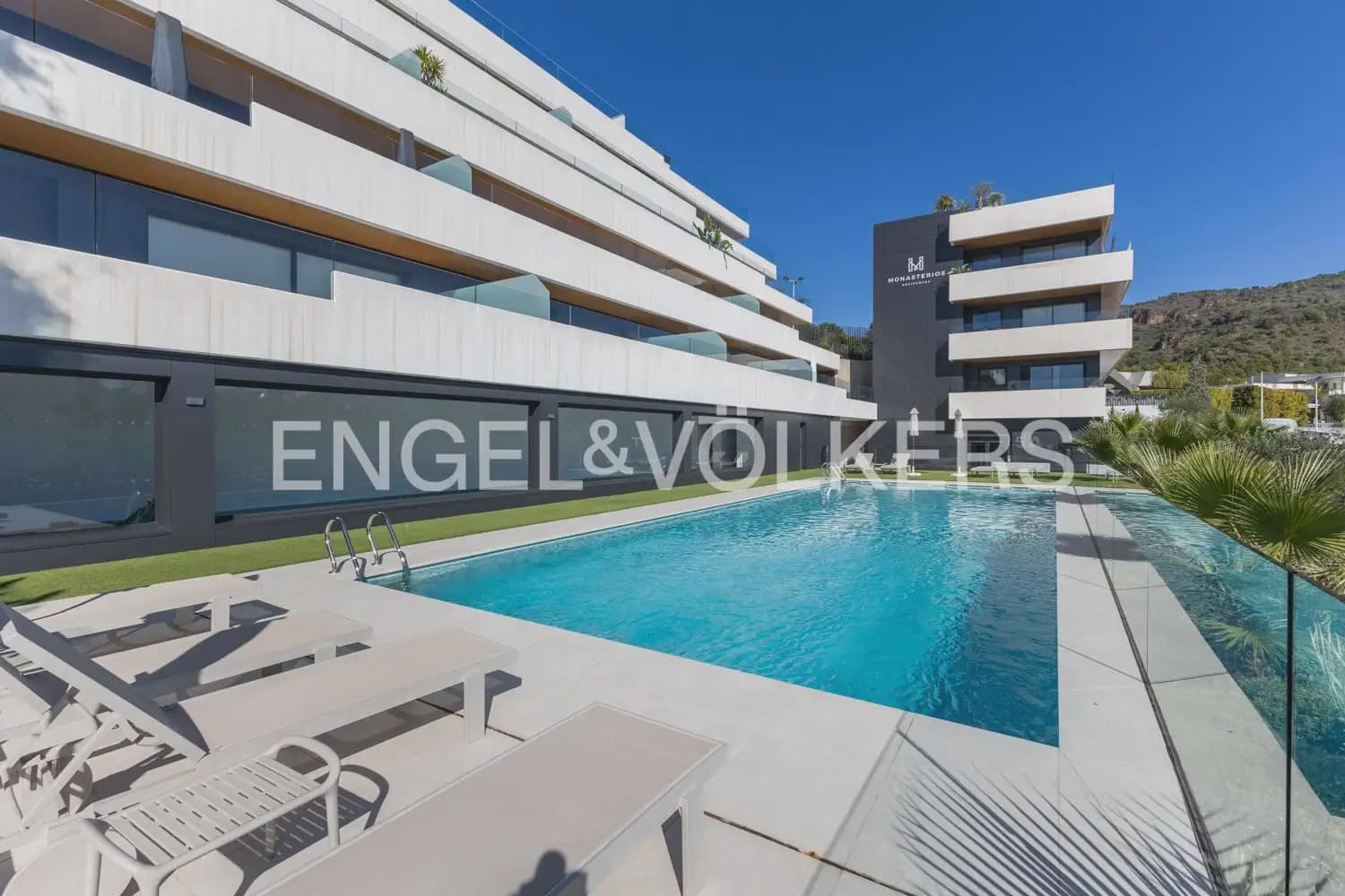 2 quarto Apartamento para arrendar em Sagunto / Sagunt com piscina garagem - 2 750 € (Ref: 10182176)