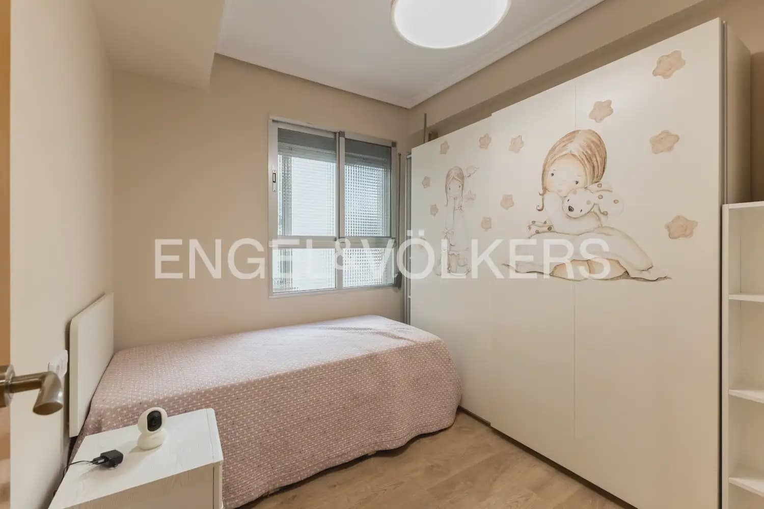 4 slaapkamer Flat te koop in Valencia stad - € 305.000 (Ref: 10182177)
