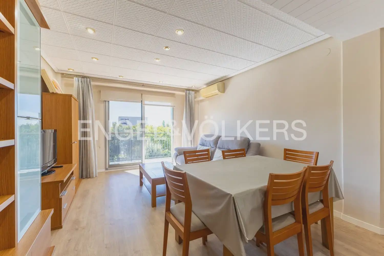 4 slaapkamer Flat te koop in Valencia stad - € 305.000 (Ref: 10182177)