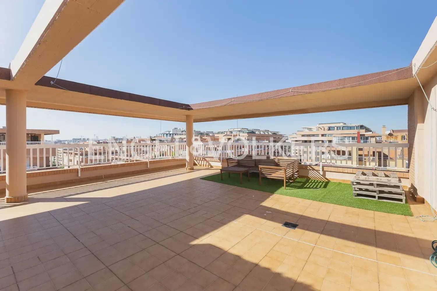 4 soverom Penthouse til leie i Alboraya / Alboraia med garasje - € 2 600 (Ref: 10183399)