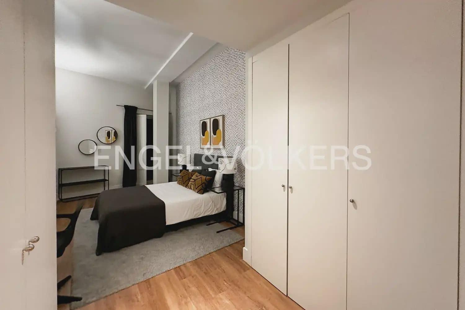 1 slaapkamer Flat te huur in Valencia stad met zwembad - € 1.550 (Ref: 10183599)