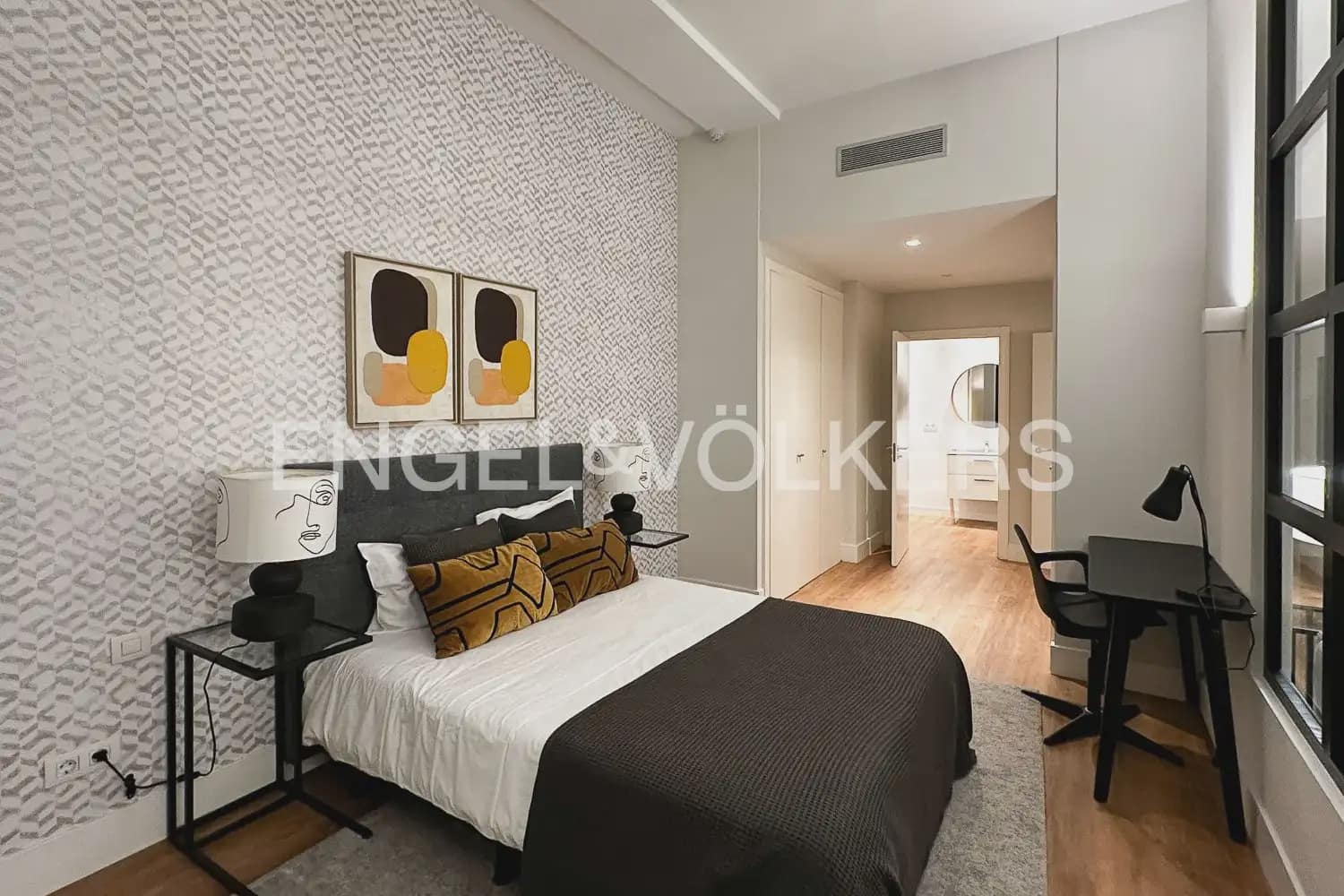 1 slaapkamer Flat te huur in Valencia stad met zwembad - € 1.550 (Ref: 10183599)