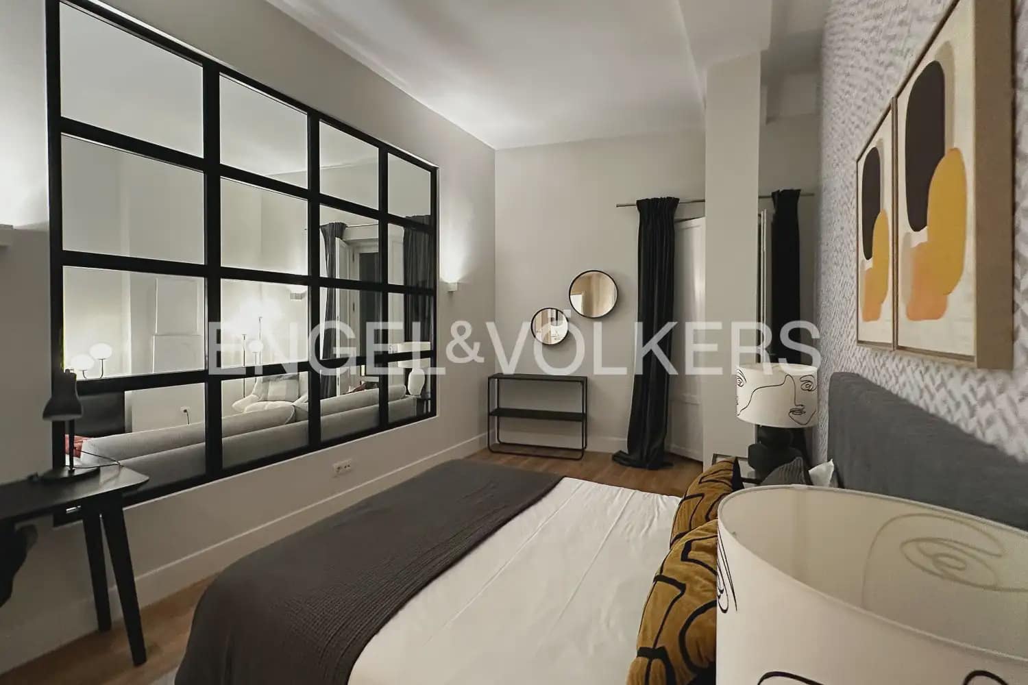 1 slaapkamer Flat te huur in Valencia stad met zwembad - € 1.550 (Ref: 10183599)