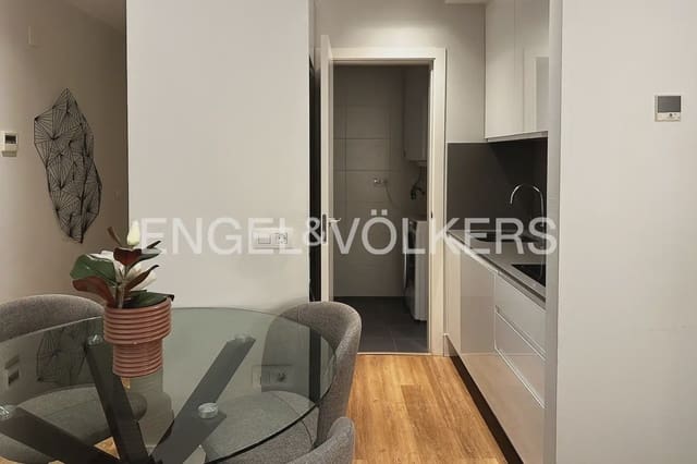 1 slaapkamer Flat te huur in La Roqueta, Valencia stad met zwembad - € 1.550 (Ref: 10183599)