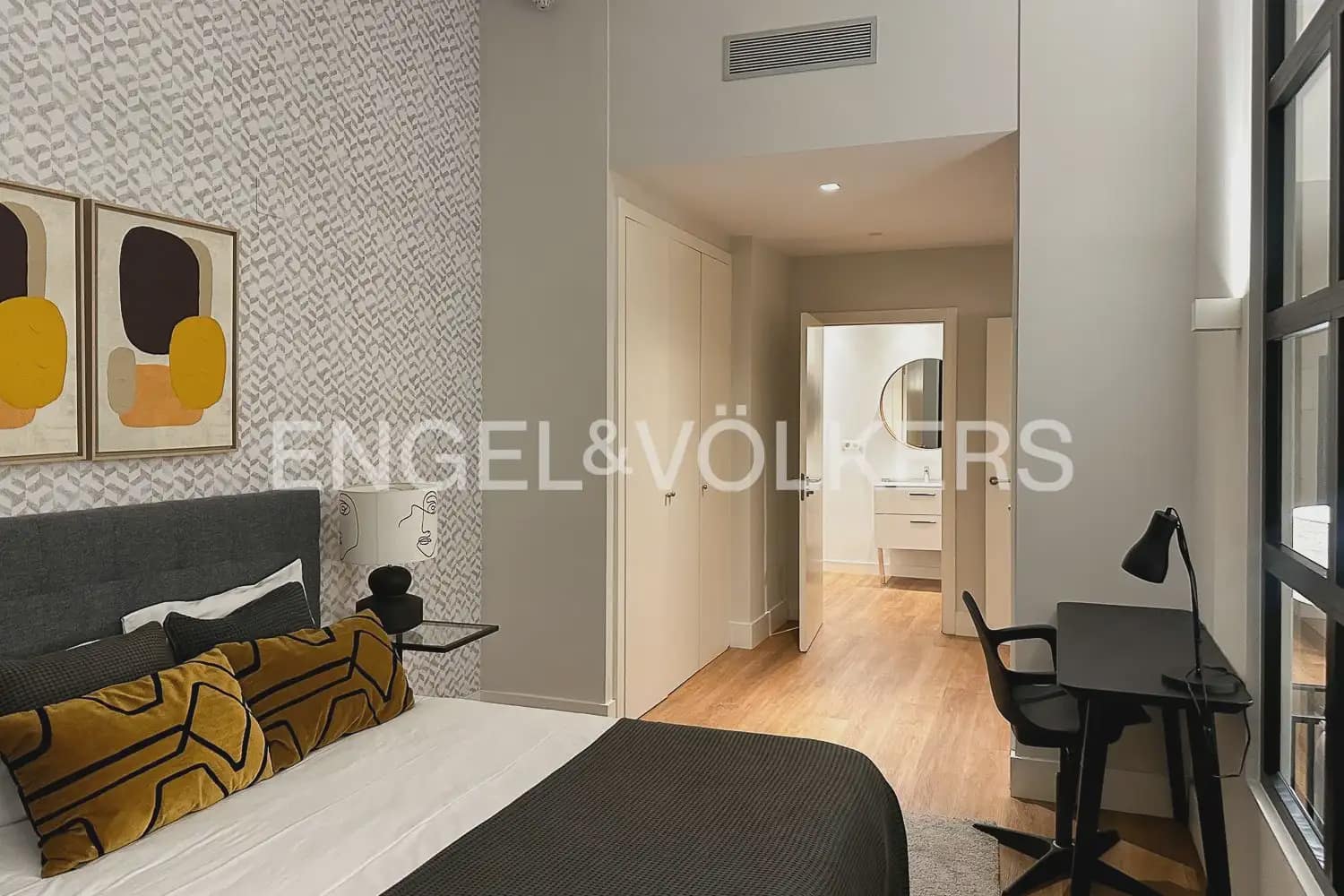 1 slaapkamer Flat te huur in Valencia stad met zwembad - € 1.550 (Ref: 10183599)