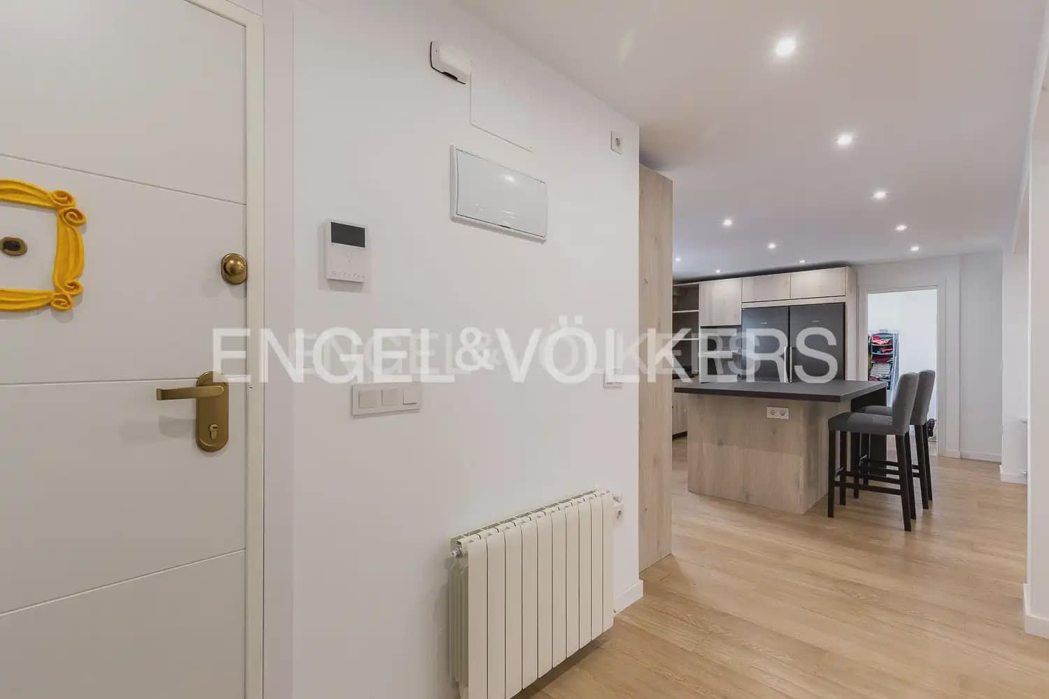 4 slaapkamer Flat te koop in Valencia stad - € 640.000 (Ref: 10183600)