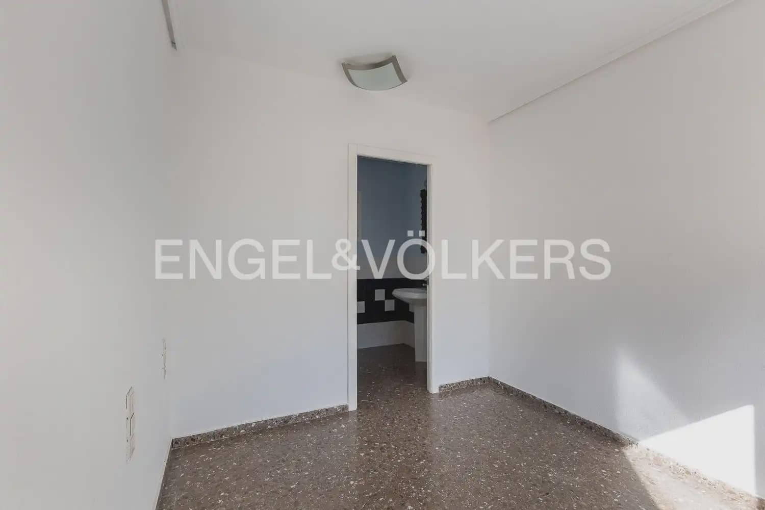 4 soverom Leilighet til salgs i Valencia by med garasje - € 500 000 (Ref: 10183762)