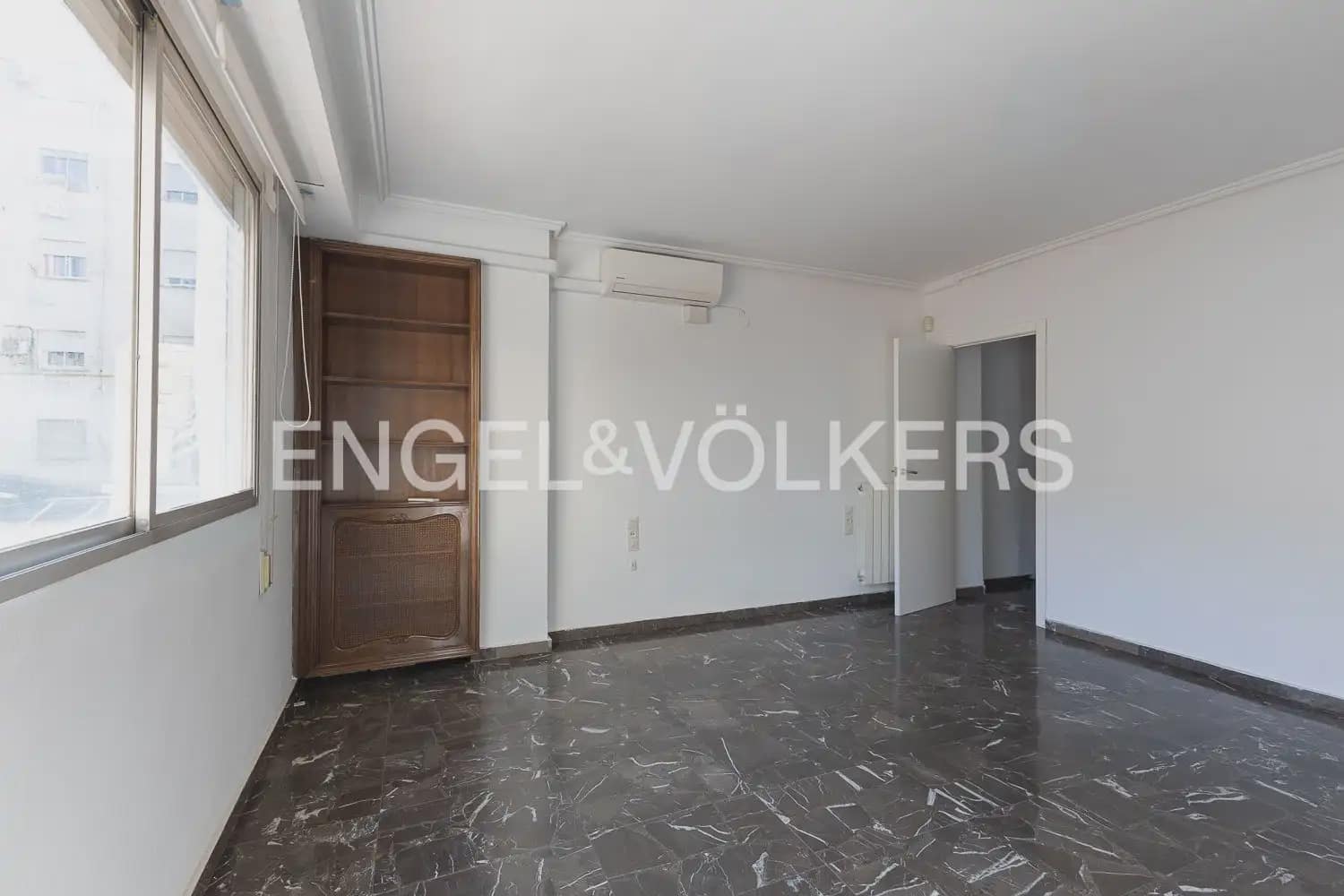 4 soverom Leilighet til salgs i Valencia by med garasje - € 500 000 (Ref: 10183762)