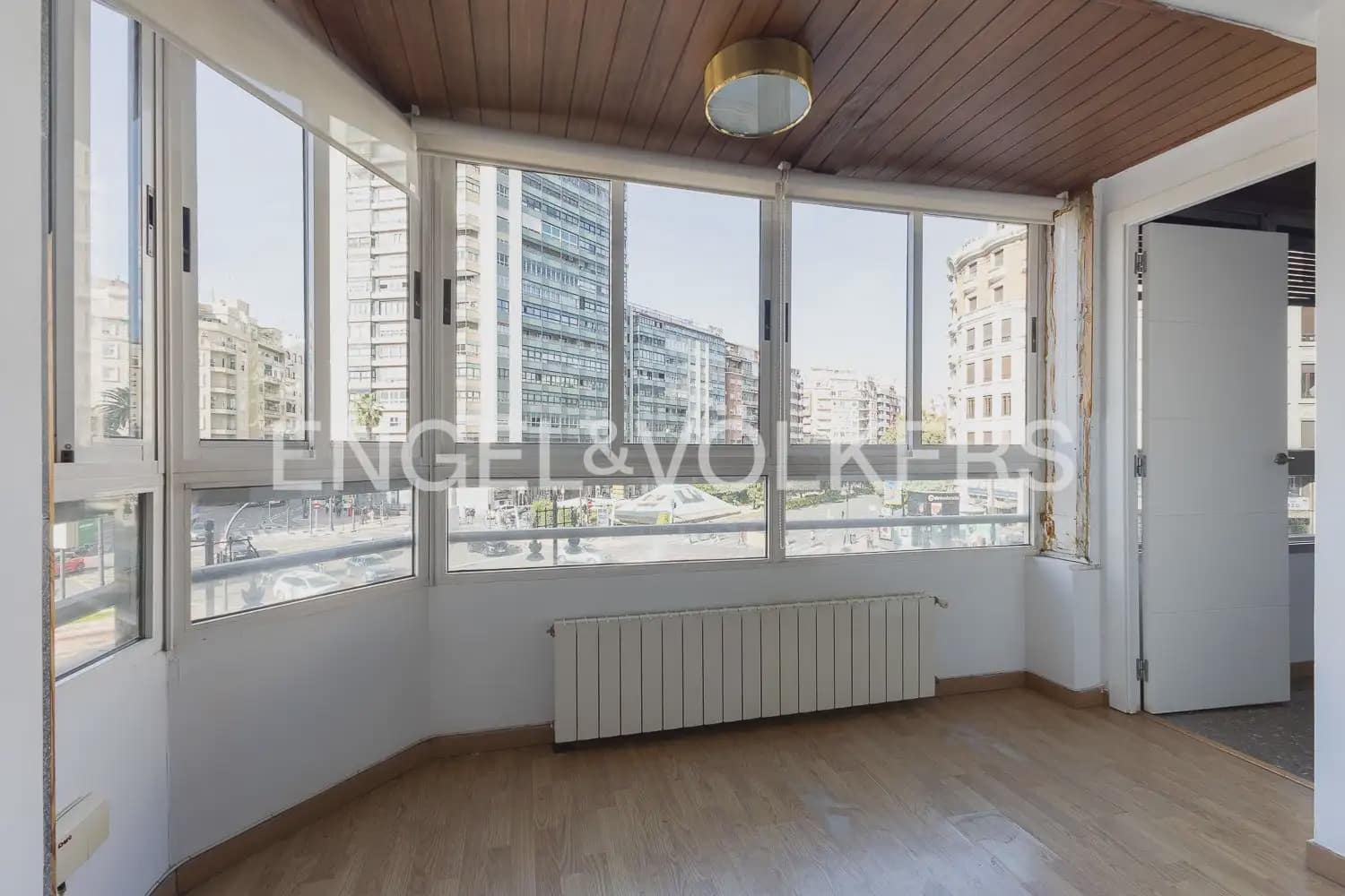 4 soverom Leilighet til salgs i Valencia by med garasje - € 500 000 (Ref: 10183762)