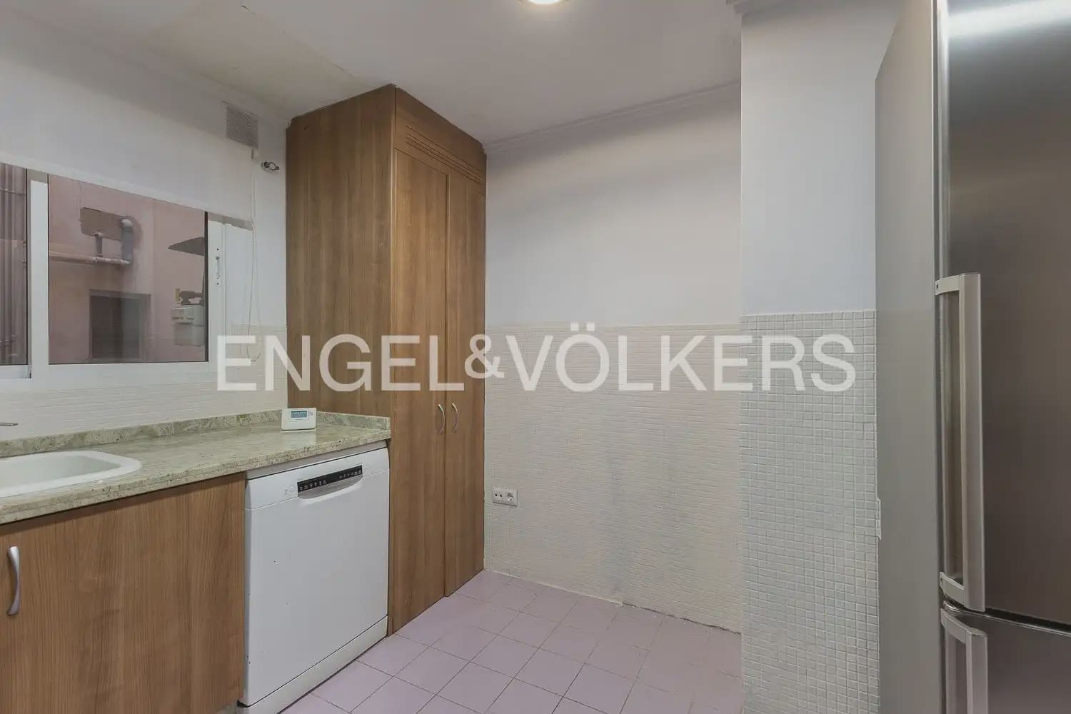 4 soverom Leilighet til salgs i Valencia by med garasje - € 500 000 (Ref: 10183762)