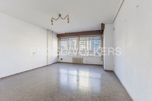 4 slaapkamer Flat te koop in La Roqueta, Valencia stad met garage - € 500.000 (Ref: 10183764)
