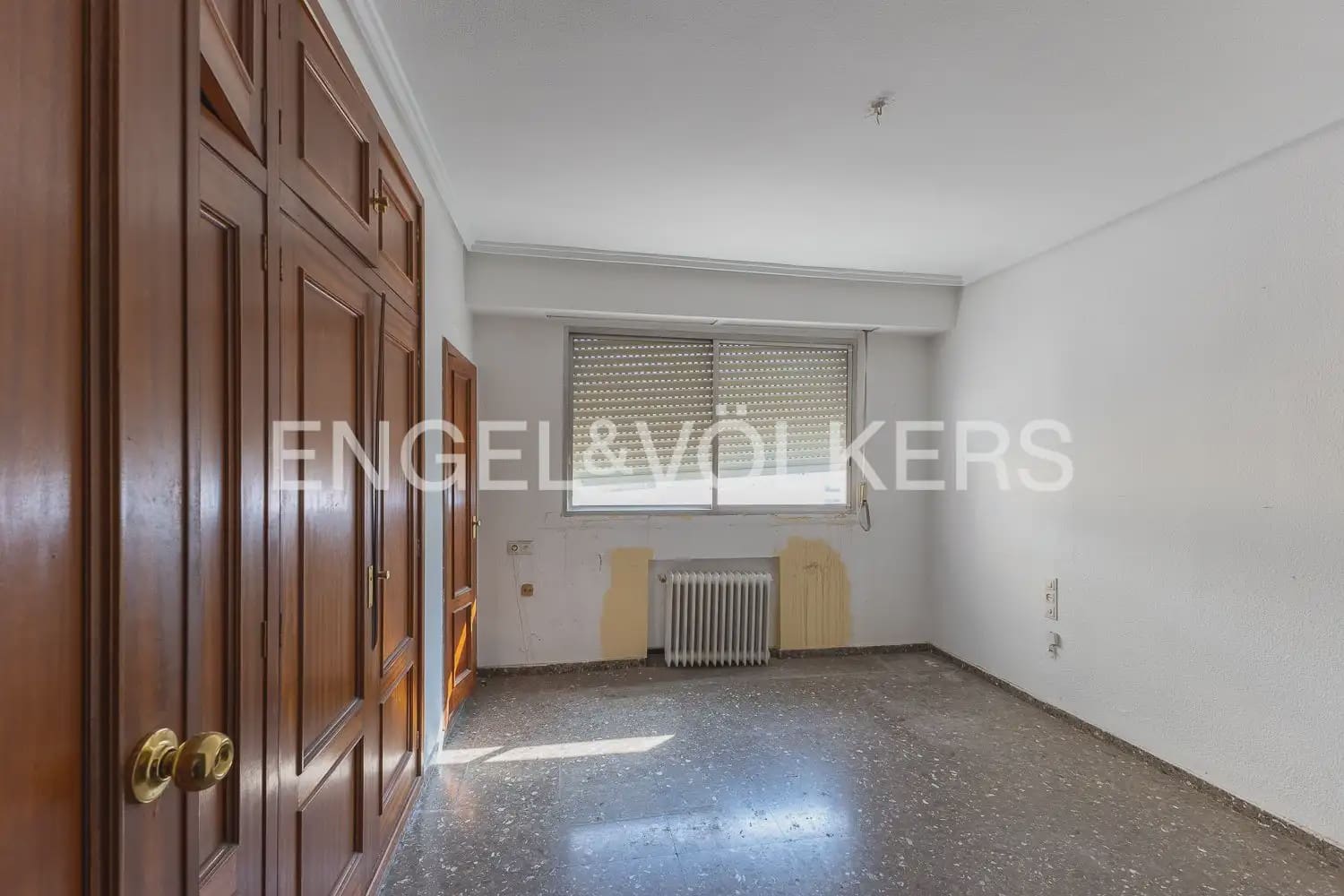 4 slaapkamer Flat te koop in Valencia stad met garage - € 500.000 (Ref: 10183764)