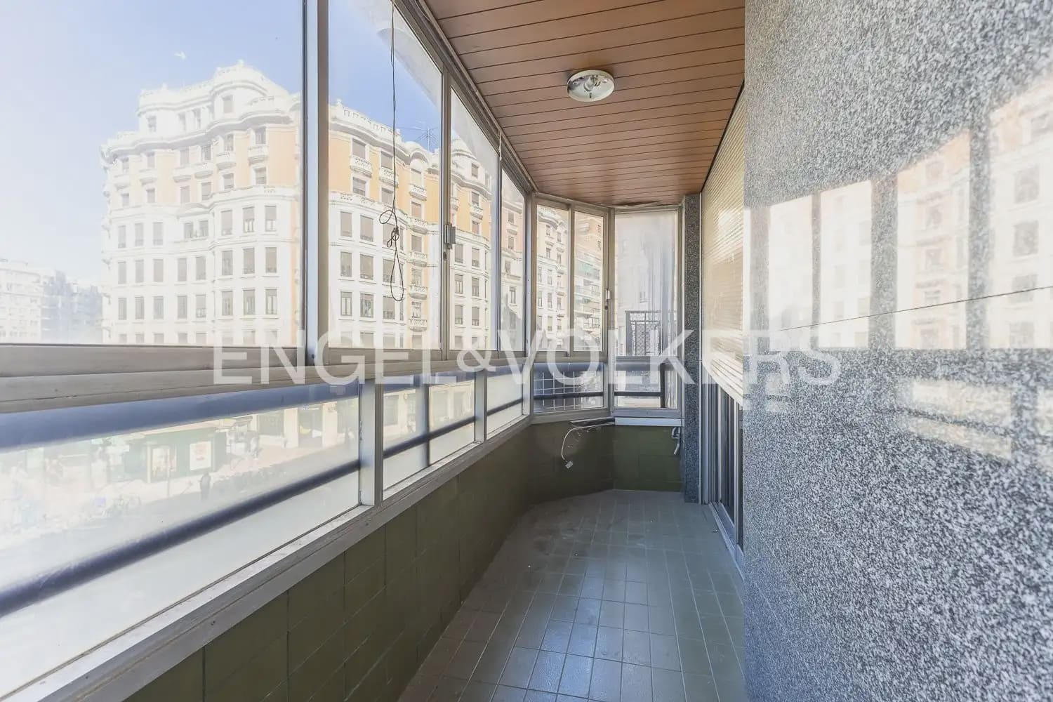 4 slaapkamer Flat te koop in Valencia stad met garage - € 500.000 (Ref: 10183764)