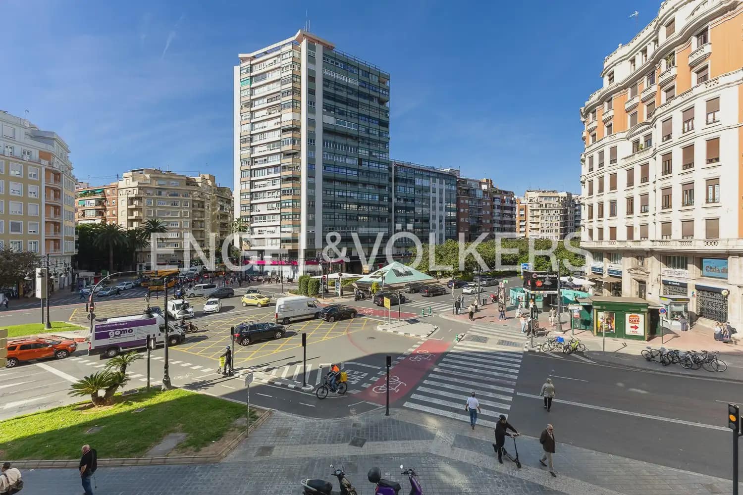 4 slaapkamer Flat te koop in Valencia stad met garage - € 500.000 (Ref: 10183764)