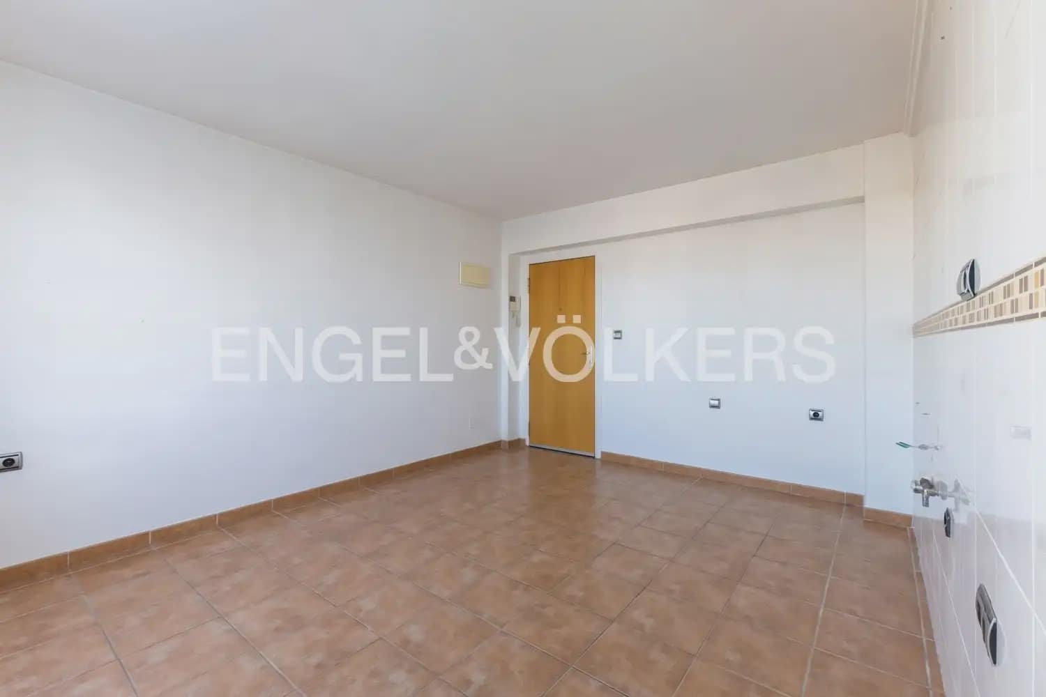 2 sypialnia Penthouse na sprzedaż w Miasto Walencja - 235 000 € (Ref: 10183765)
