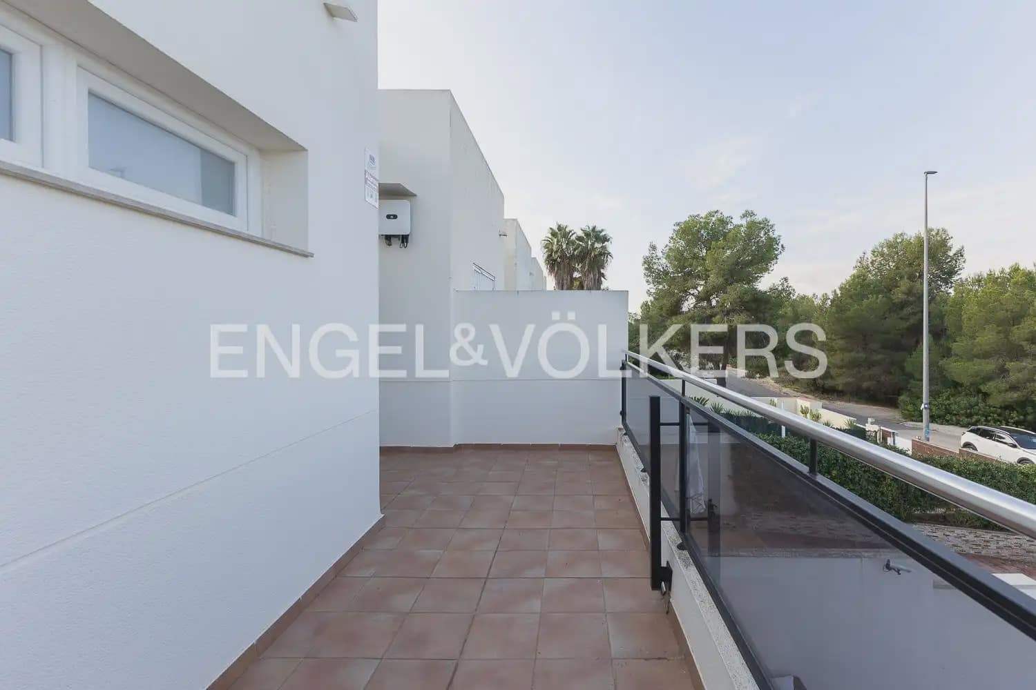 6 soverom Rekkehus til salgs i San Antonio de Benageber med svømmebasseng garasje - € 520 000 (Ref: 10183766)