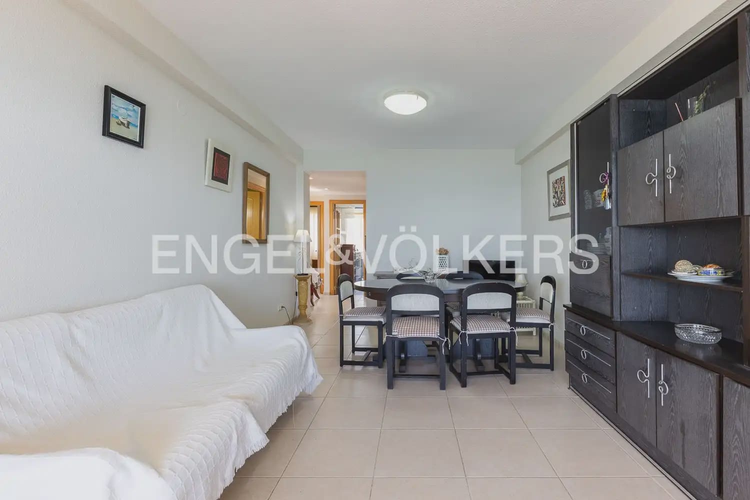 3 bedroom Flat for sale in Tavernes de la Valldigna with garage - € 300,000 (Ref: 10183767)