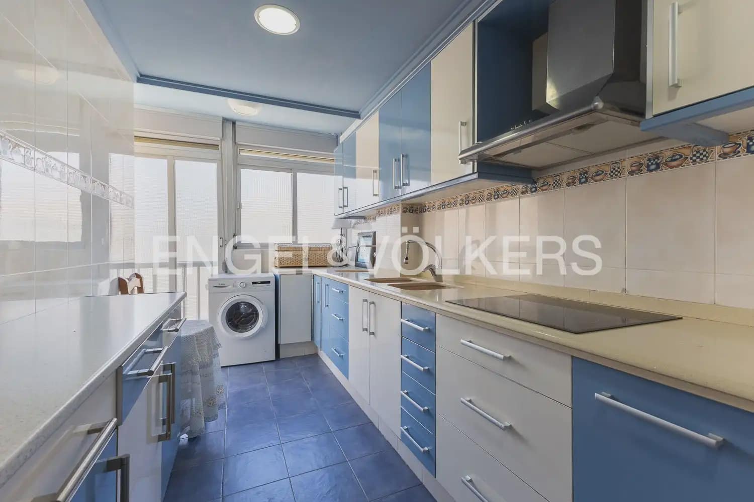 3 bedroom Flat for sale in Tavernes de la Valldigna with garage - € 300,000 (Ref: 10183767)