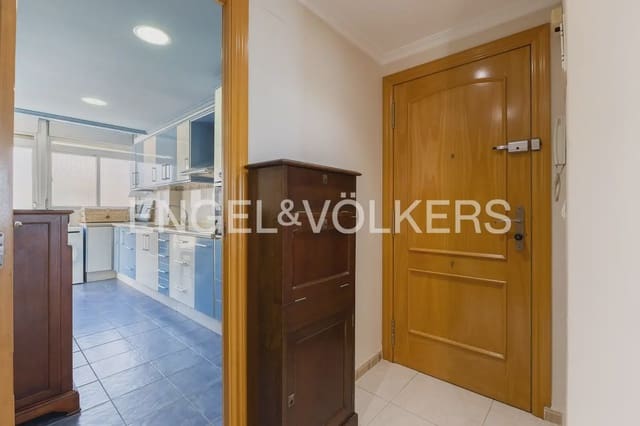 3 bedroom Flat for sale in Tavernes de la Valldigna with garage - € 300,000 (Ref: 10183767)