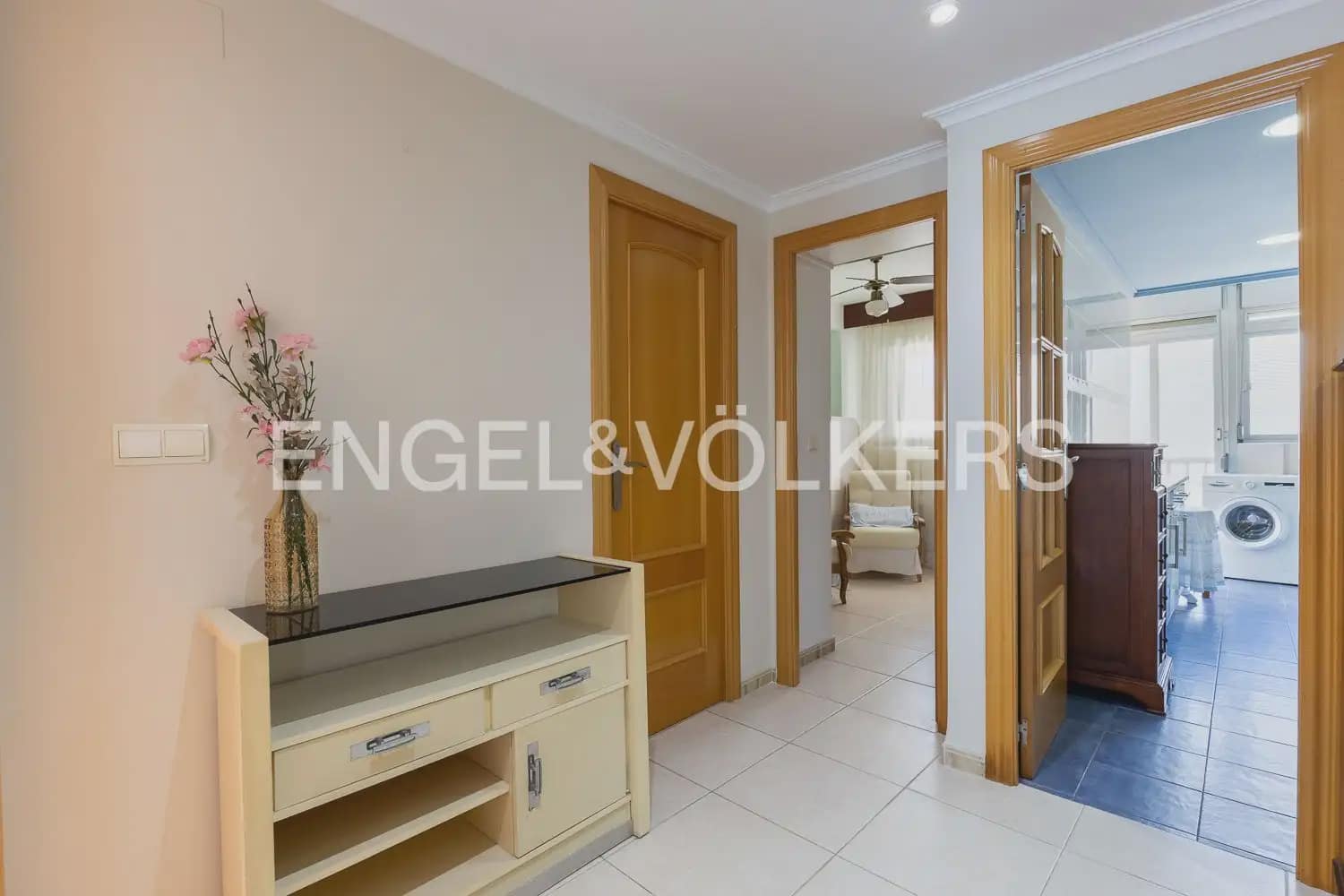 3 bedroom Flat for sale in Tavernes de la Valldigna with garage - € 300,000 (Ref: 10183767)
