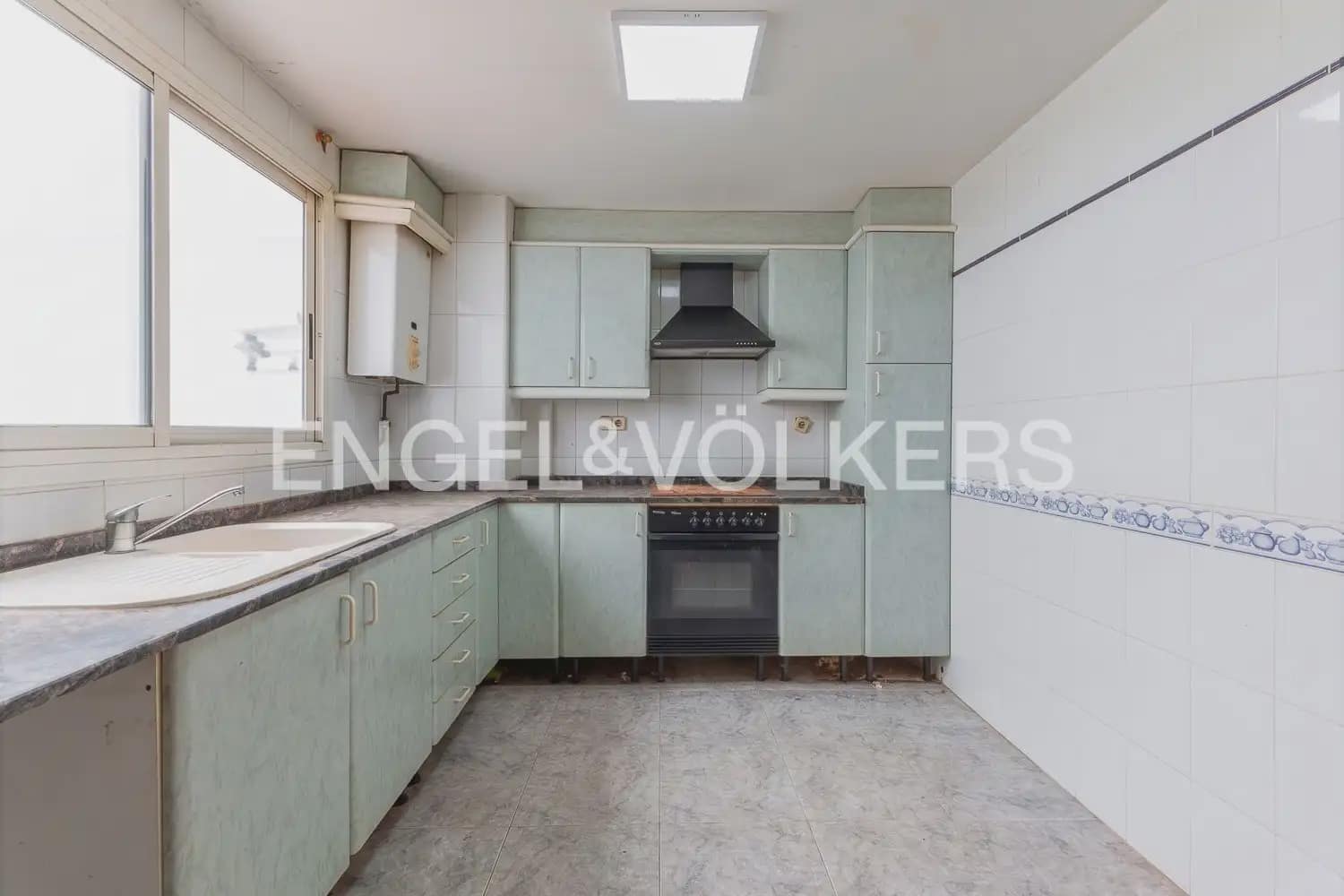 4 slaapkamer Flat te koop in Mislata - € 220.000 (Ref: 10183768)