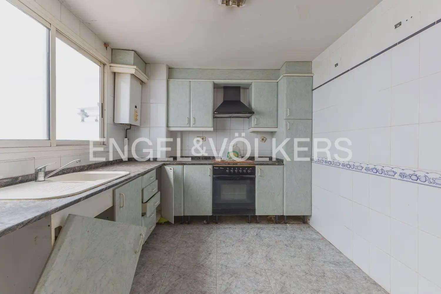 4 slaapkamer Flat te koop in Mislata - € 220.000 (Ref: 10183768)