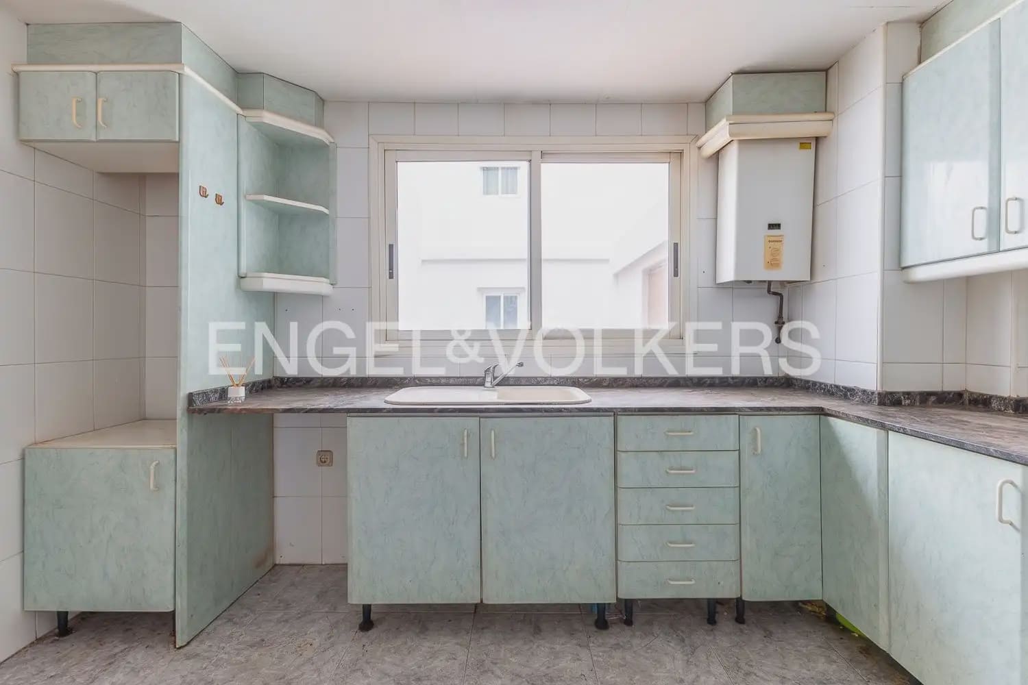 4 slaapkamer Flat te koop in Mislata - € 220.000 (Ref: 10183768)