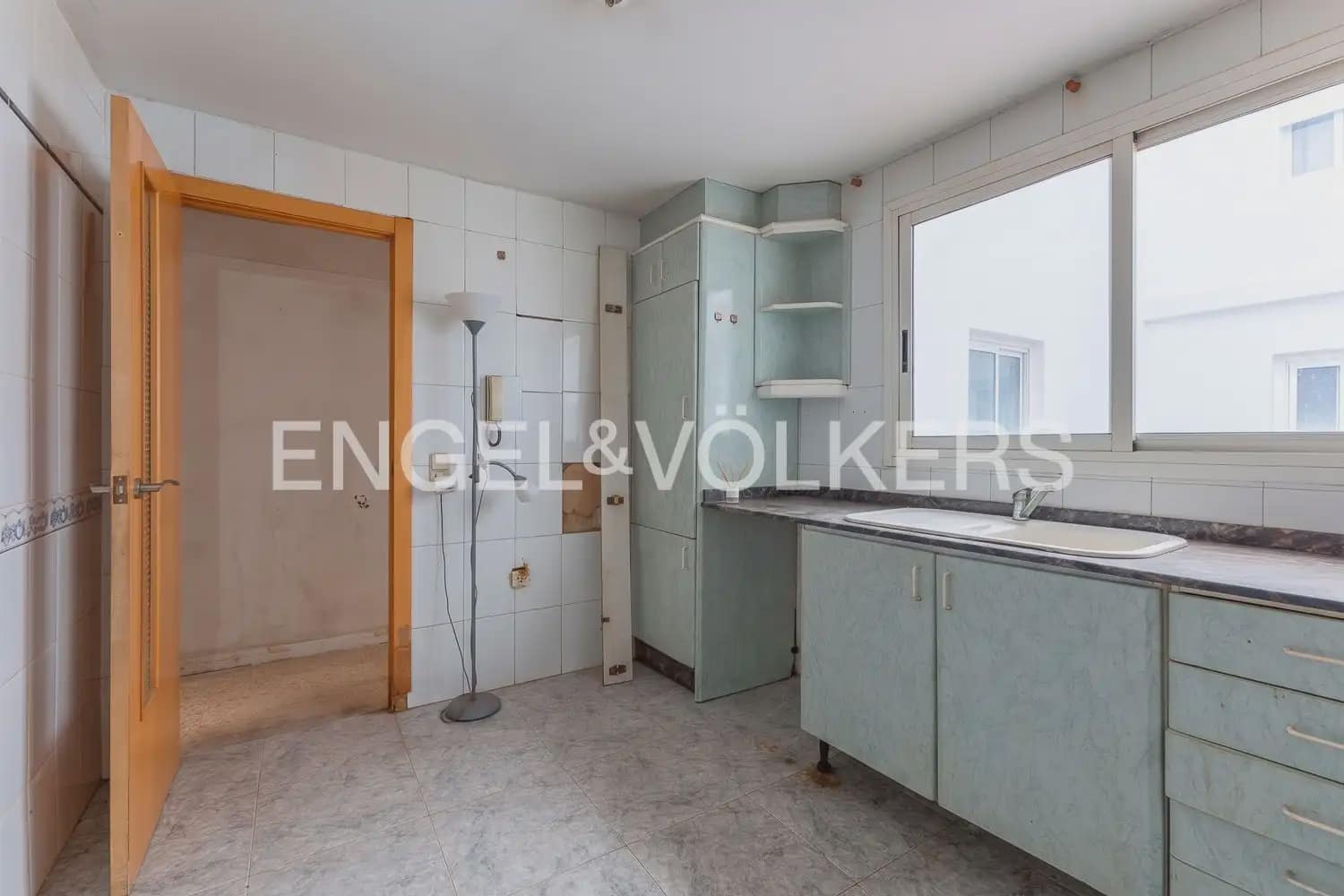 4 slaapkamer Flat te koop in Mislata - € 220.000 (Ref: 10183768)