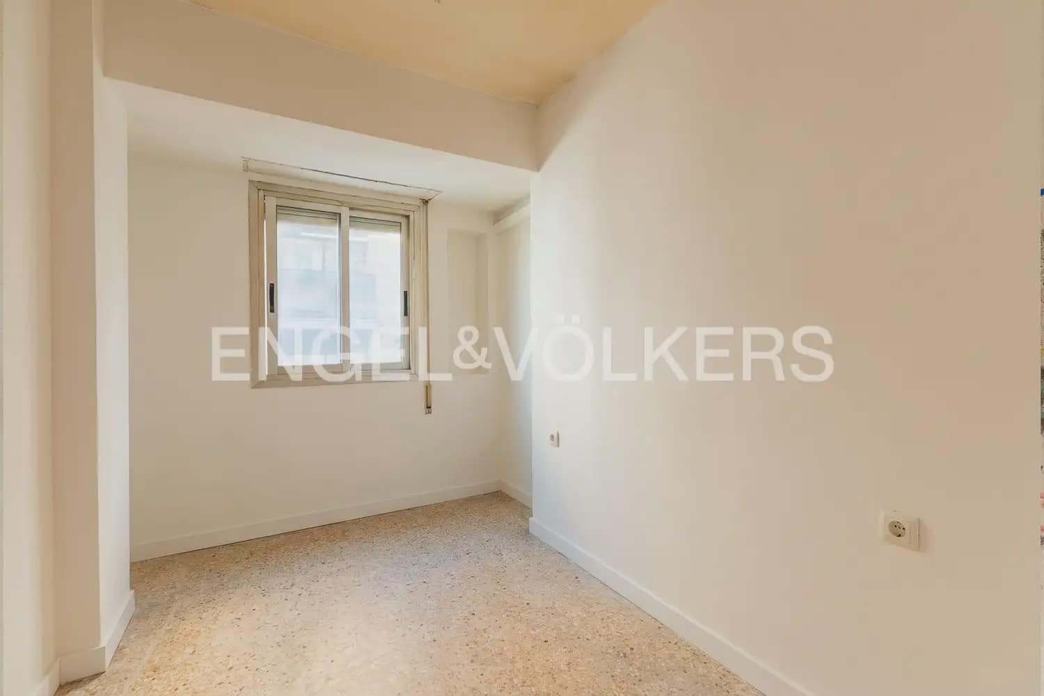 4 slaapkamer Flat te koop in Mislata - € 220.000 (Ref: 10183768)