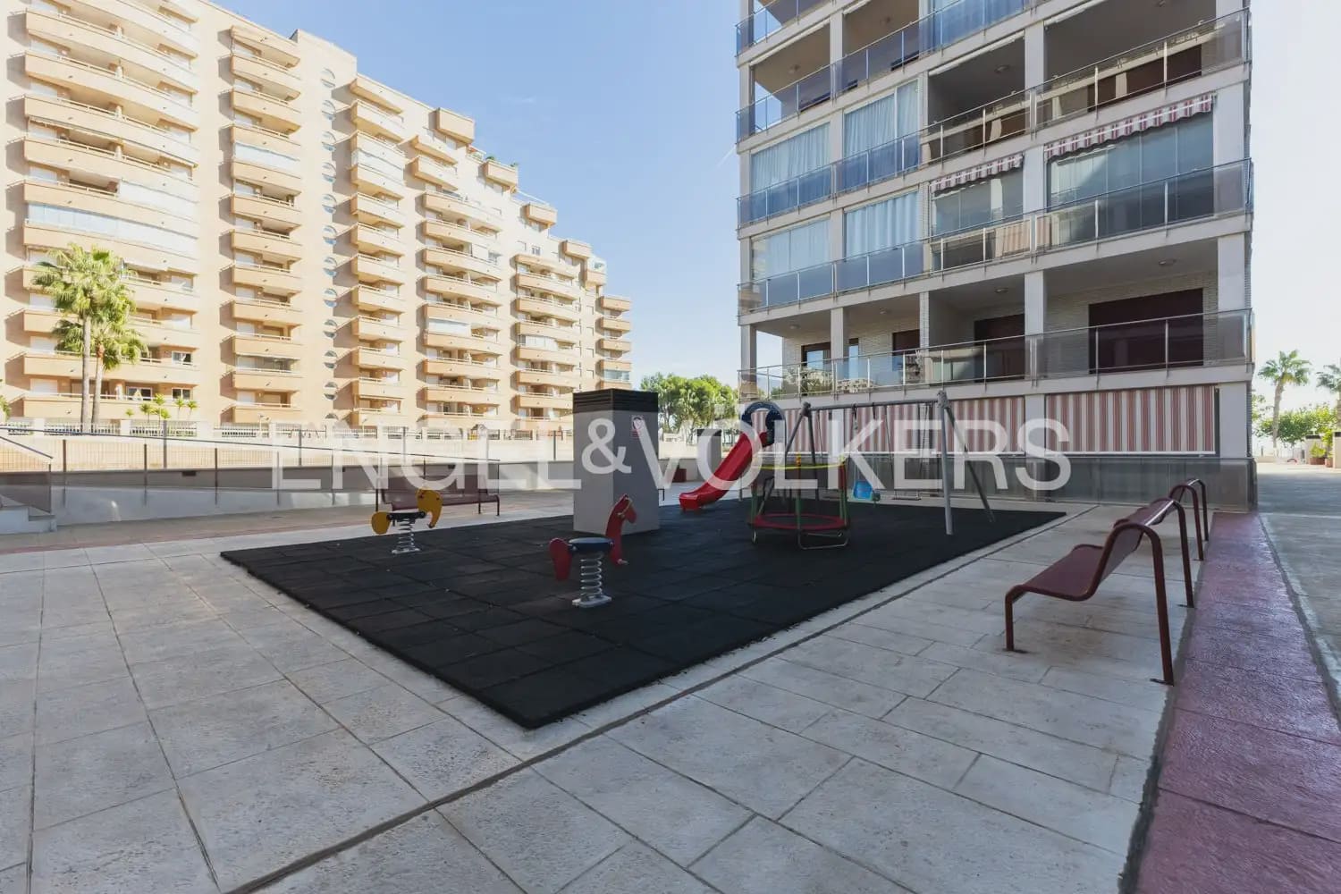2 sypialnia Mieszkanie na sprzedaż w Oropesa  z basenem - 180 000 € (Ref: 10183935)