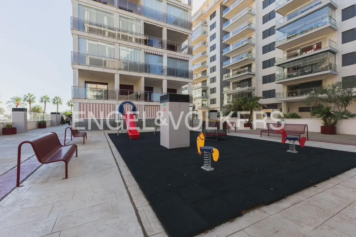 2 sypialnia Mieszkanie na sprzedaż w Oropesa  z basenem - 180 000 € (Ref: 10183935)