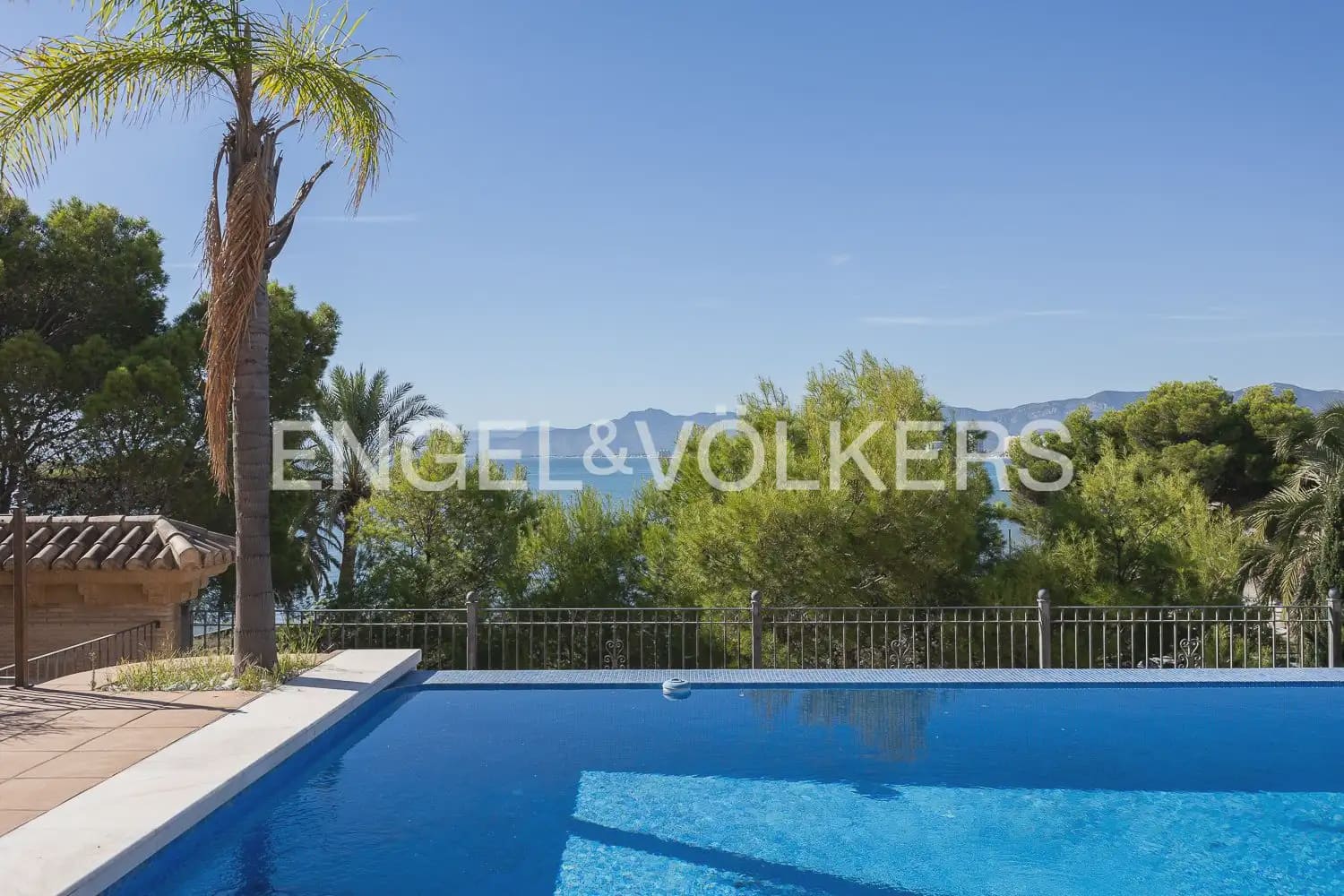 Chalet de 5 habitaciones en Cullera en venta con piscina garaje - 2.350.000 € (Ref: 10185197)
