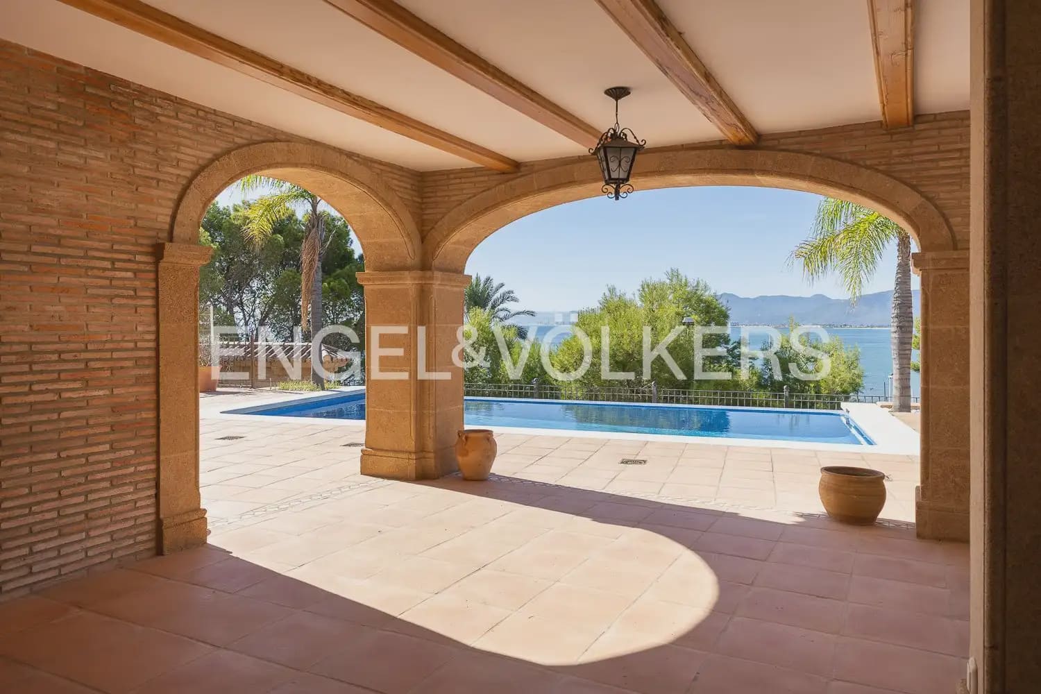 Chalet de 5 habitaciones en Cullera en venta con piscina garaje - 2.350.000 € (Ref: 10185197)