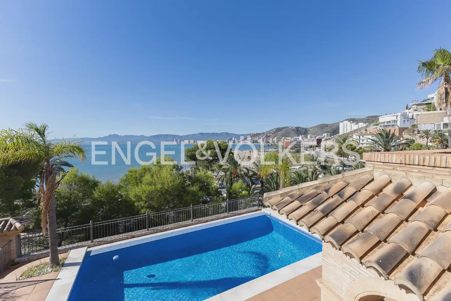 Chalet de 5 habitaciones en Cullera en venta con piscina garaje - 2.350.000 € (Ref: 10185197)