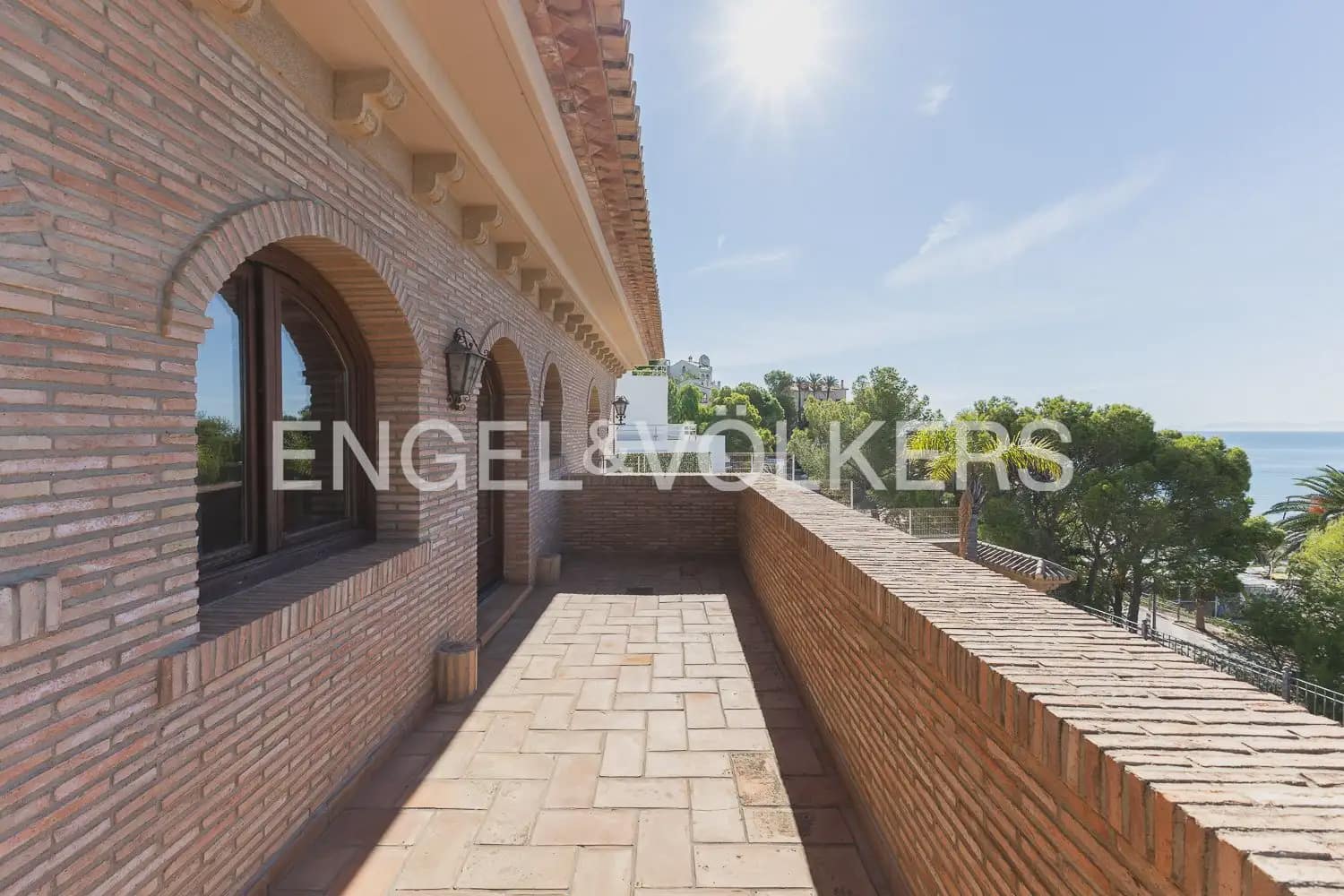 Chalet de 5 habitaciones en Cullera en venta con piscina garaje - 2.350.000 € (Ref: 10185197)