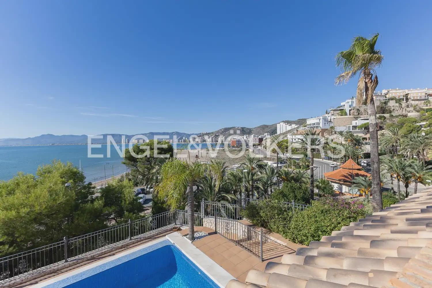 Chalet de 5 habitaciones en Cullera en venta con piscina garaje - 2.350.000 € (Ref: 10185197)