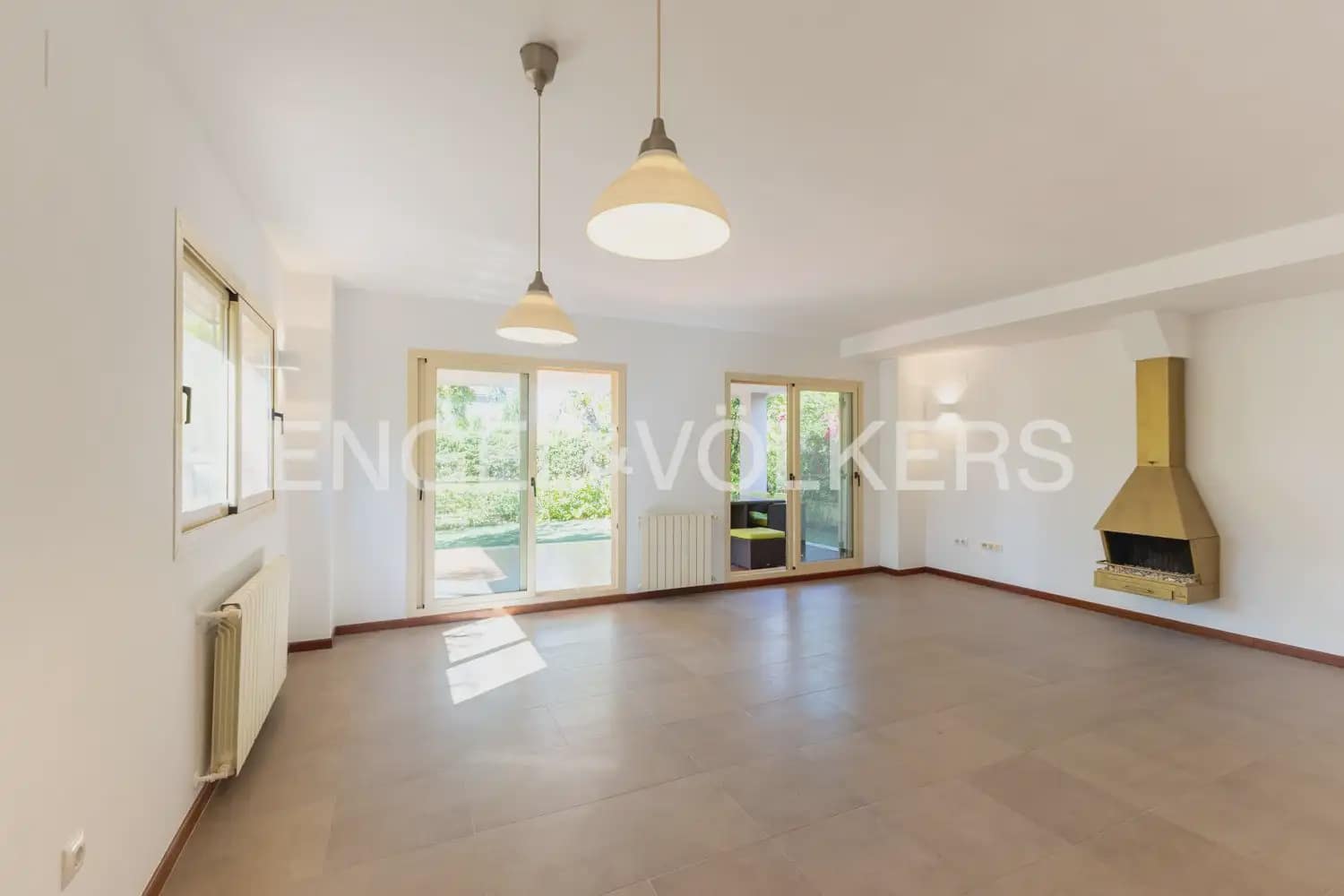 5 sypialnia Willa do wynajęcia w Betera z garażem - 4 200 € (Ref: 10185199)