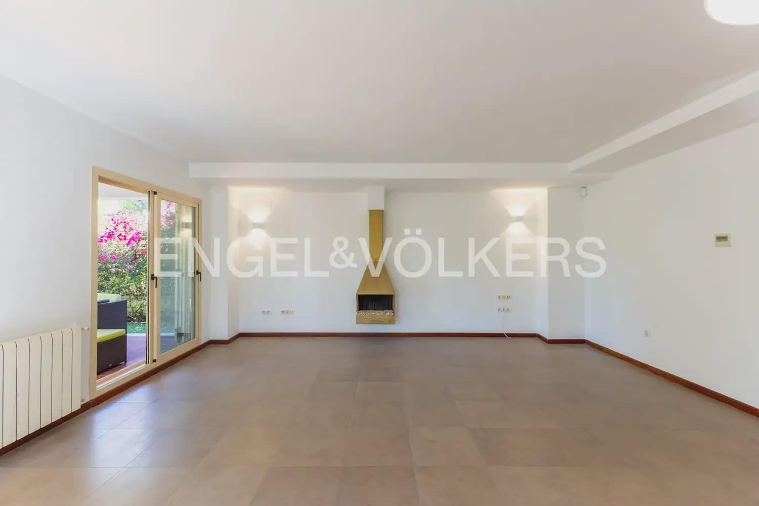 5 sypialnia Willa do wynajęcia w Betera z garażem - 4 200 € (Ref: 10185199)