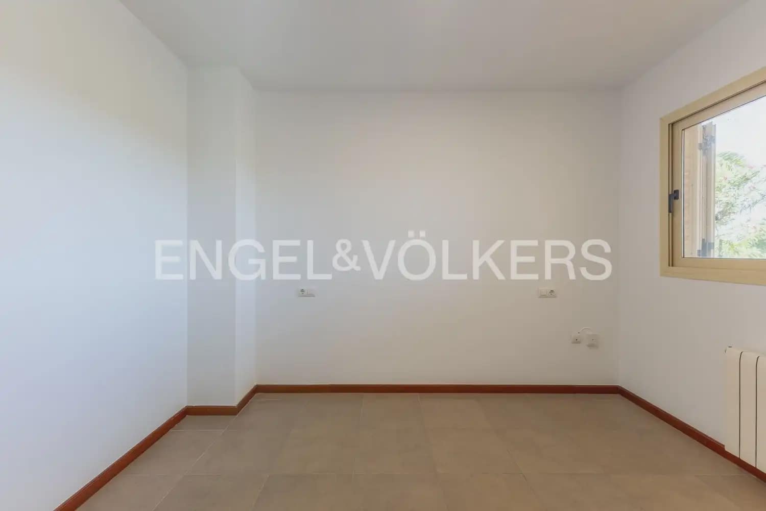 5 sypialnia Willa do wynajęcia w Betera z garażem - 4 200 € (Ref: 10185199)