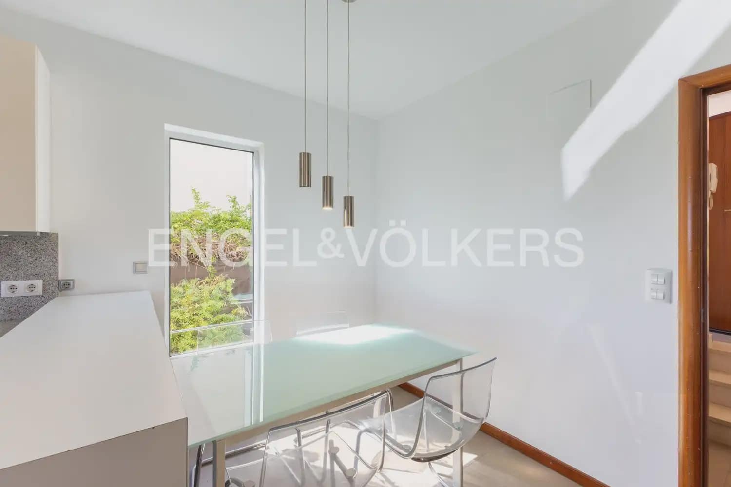 5 sypialnia Willa do wynajęcia w Betera z garażem - 4 200 € (Ref: 10185199)