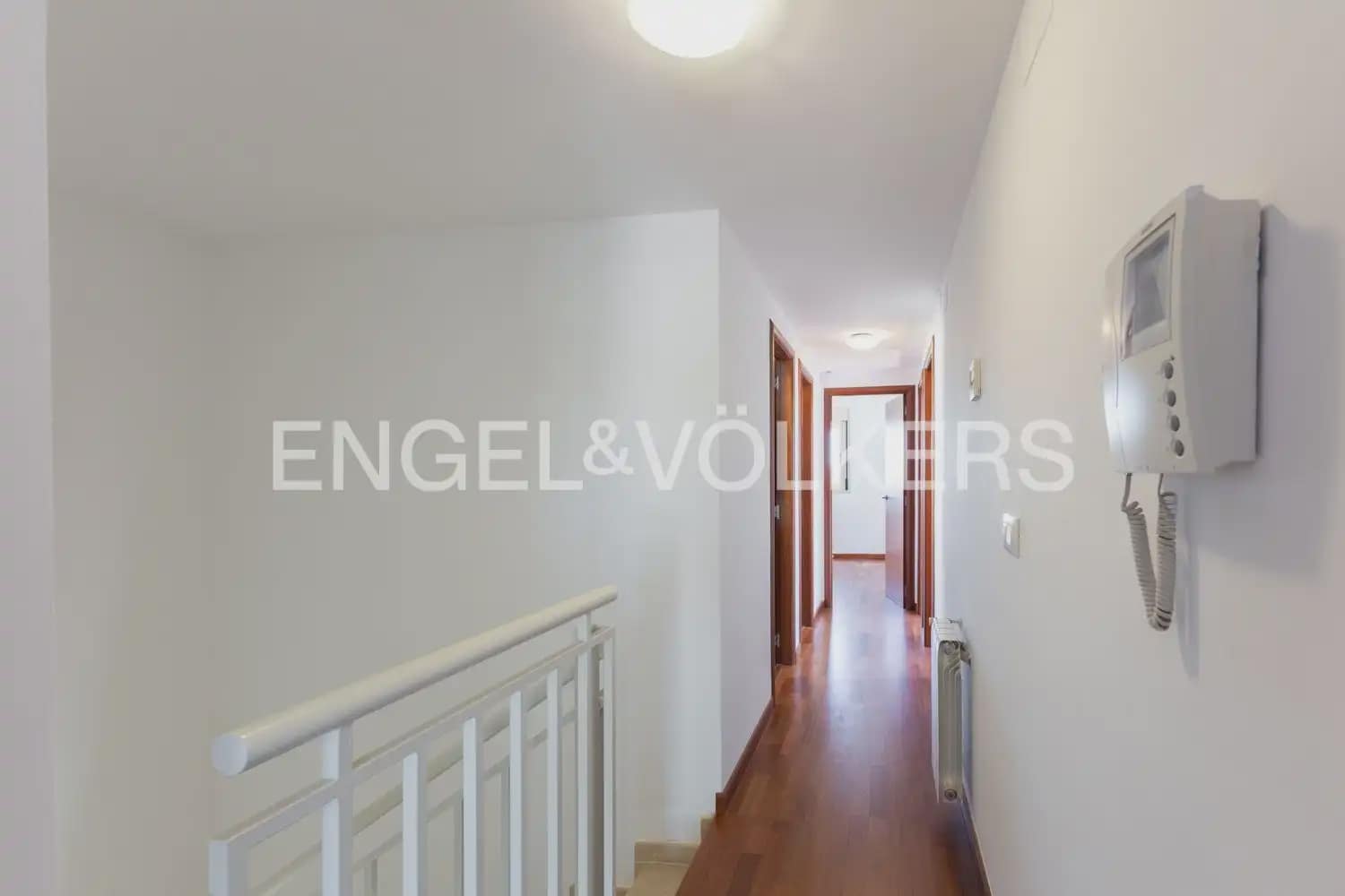 5 sypialnia Willa do wynajęcia w Betera z garażem - 4 200 € (Ref: 10185199)