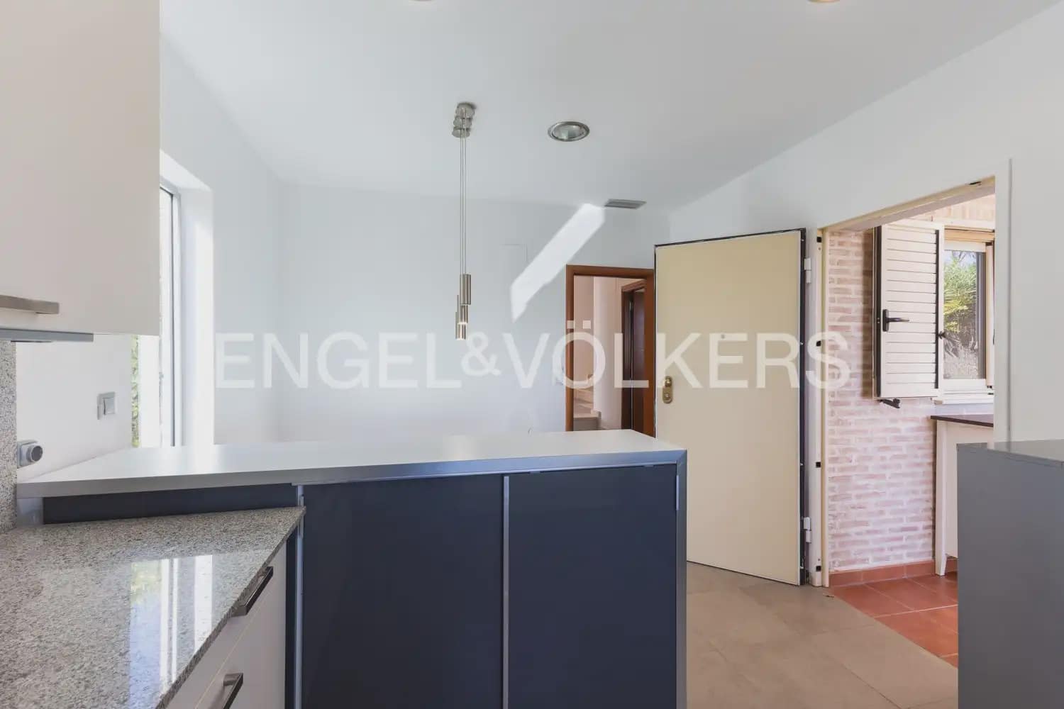 5 sypialnia Willa do wynajęcia w Betera z garażem - 4 200 € (Ref: 10185199)