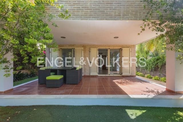 5 Zimmer Villa zu vermieten in Bétera mit Garage - 4.200 € (Ref: 10185199)