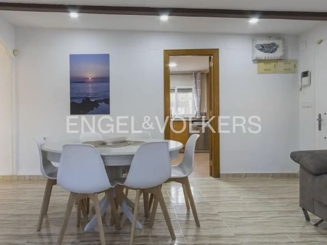 3 Zimmer Villa zu vermieten in La Pobla de Vallbona mit Pool Garage - 2.400 € (Ref: 10185200)