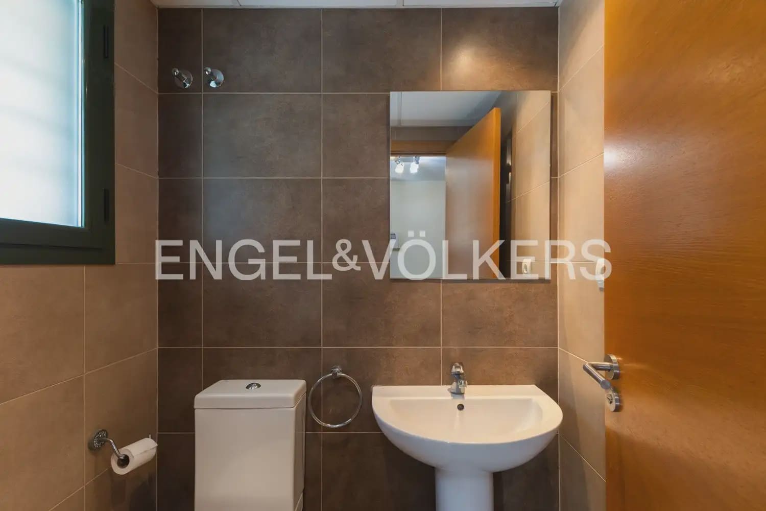 3 Zimmer Reihenhaus zu vermieten in Betera mit Pool Garage - 2.200 € (Ref: 10185201)
