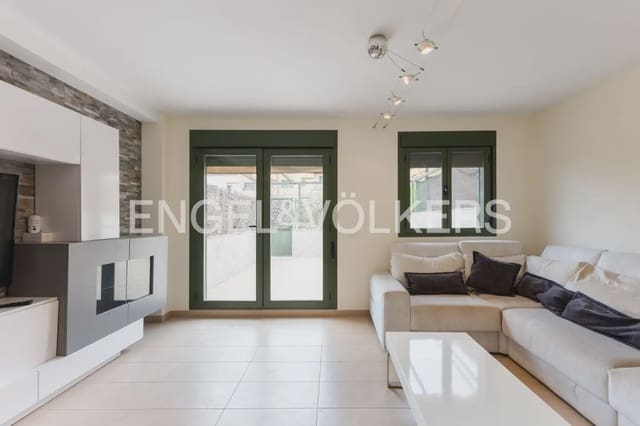 3 Zimmer Reihenhaus zu vermieten in Bétera mit Pool Garage - 2.200 € (Ref: 10185201)